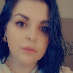 Meet your Posher, Paige